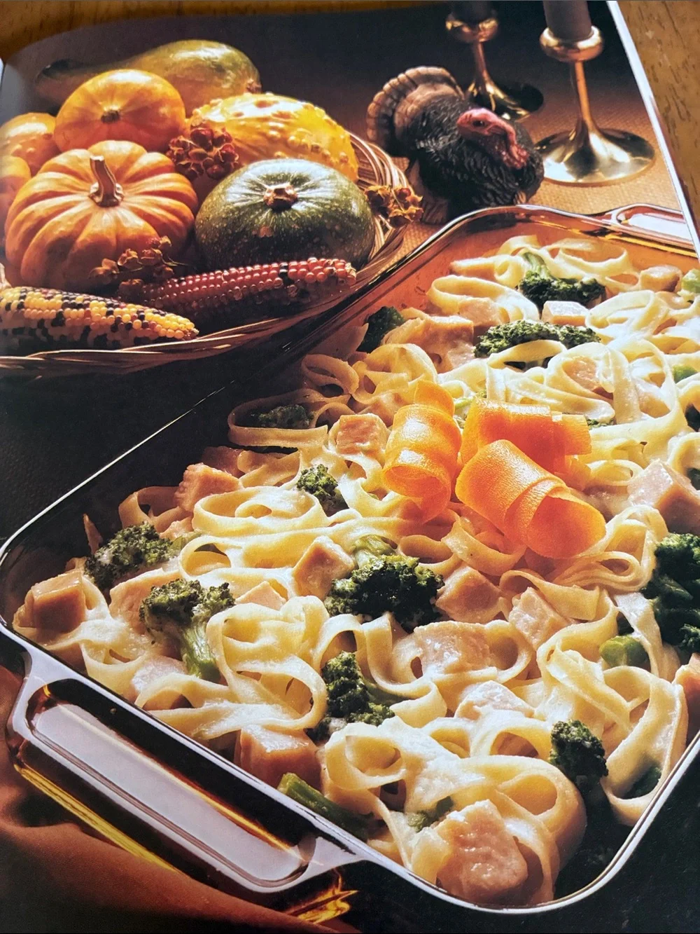Better Homes and Gardens New Casserole Cook Book - Vintage cookbook